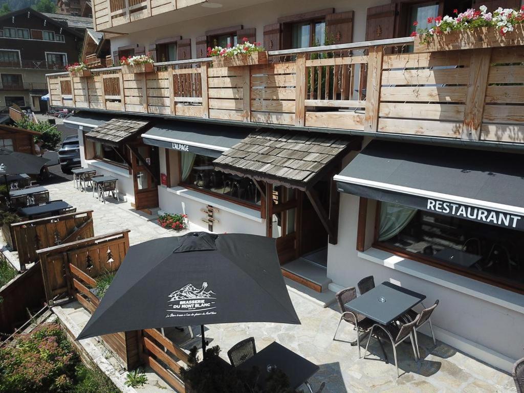 L'Alpage Hotell Le Grand-Bornand Exteriör bild