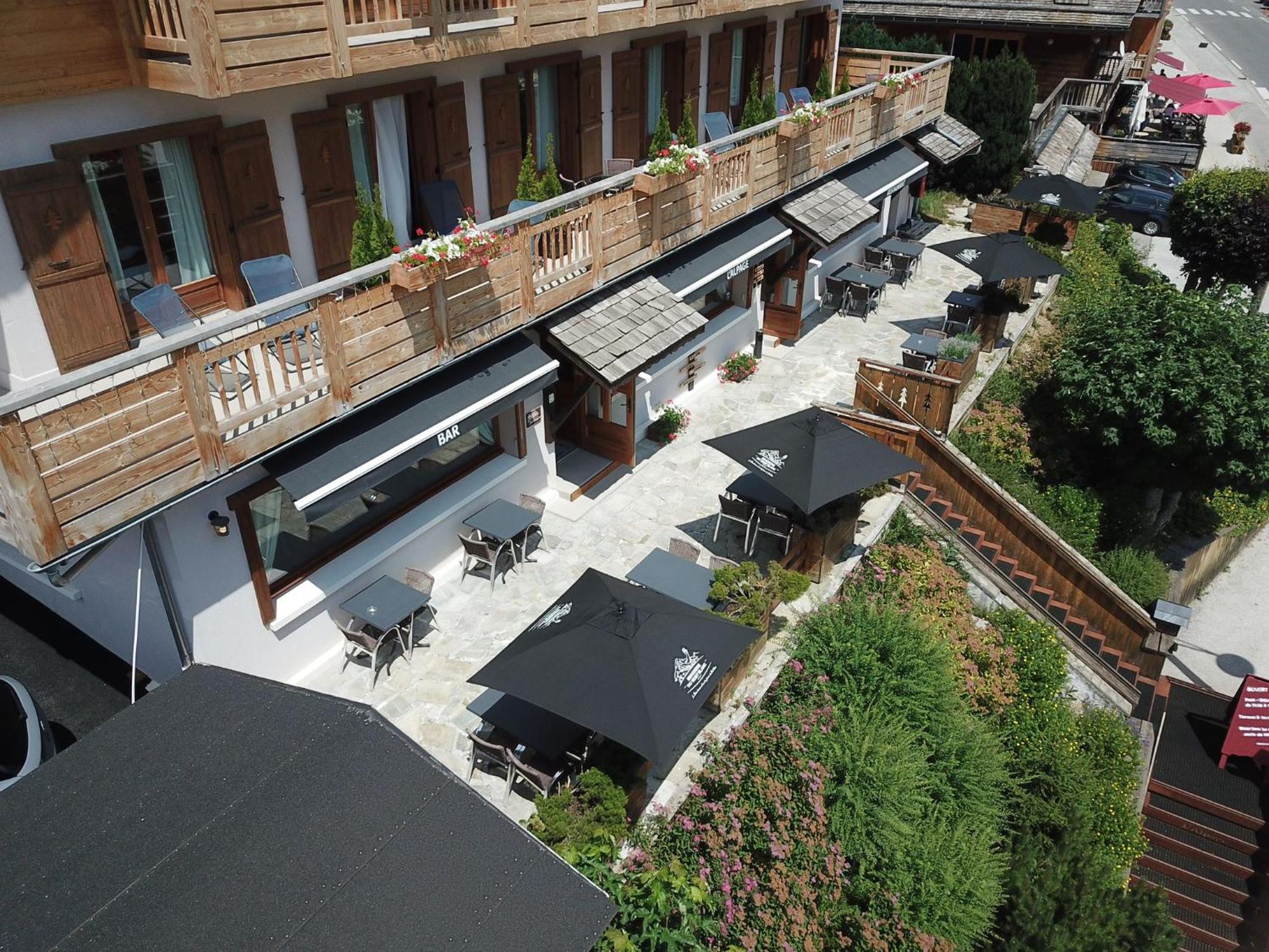 L'Alpage Hotell Le Grand-Bornand Exteriör bild